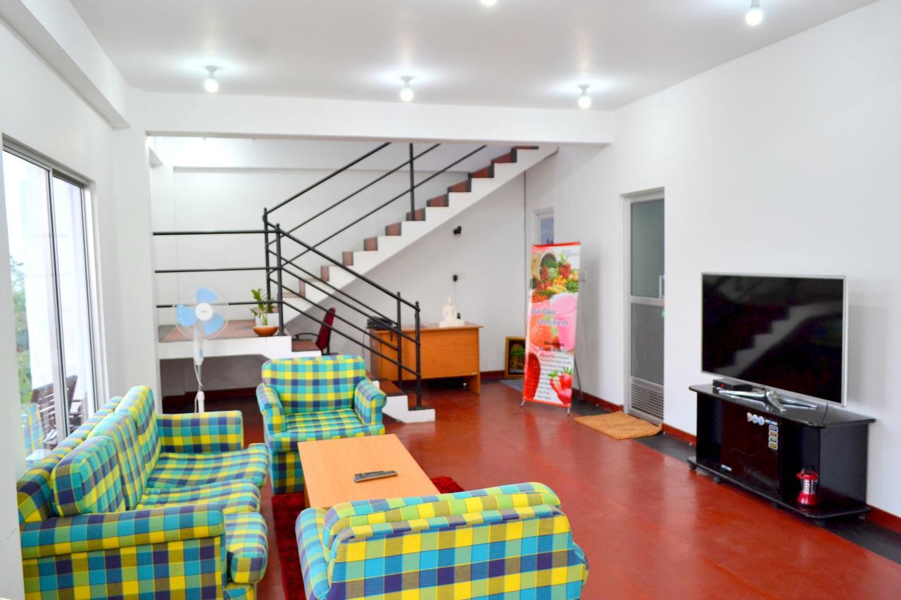 Olive Hill Top Hotel Haputale Buitenkant foto