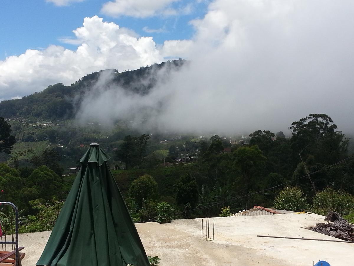 Olive Hill Top Hotel Haputale Buitenkant foto